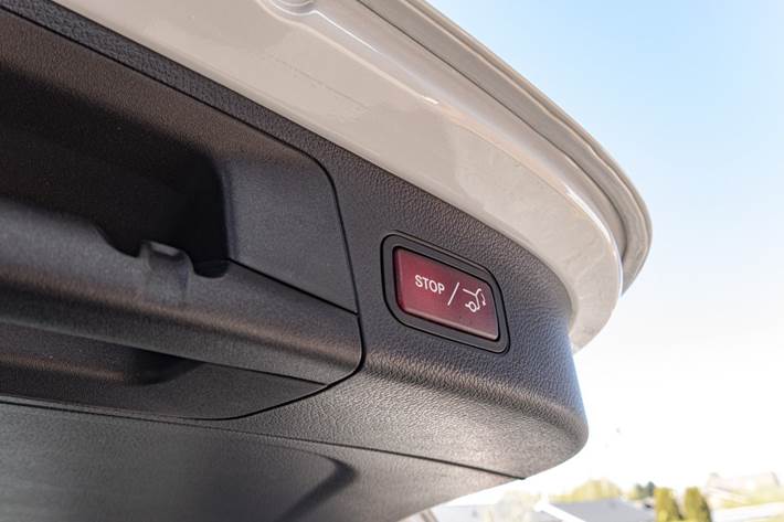 Hvid Mercedes EQA250 fra 2022