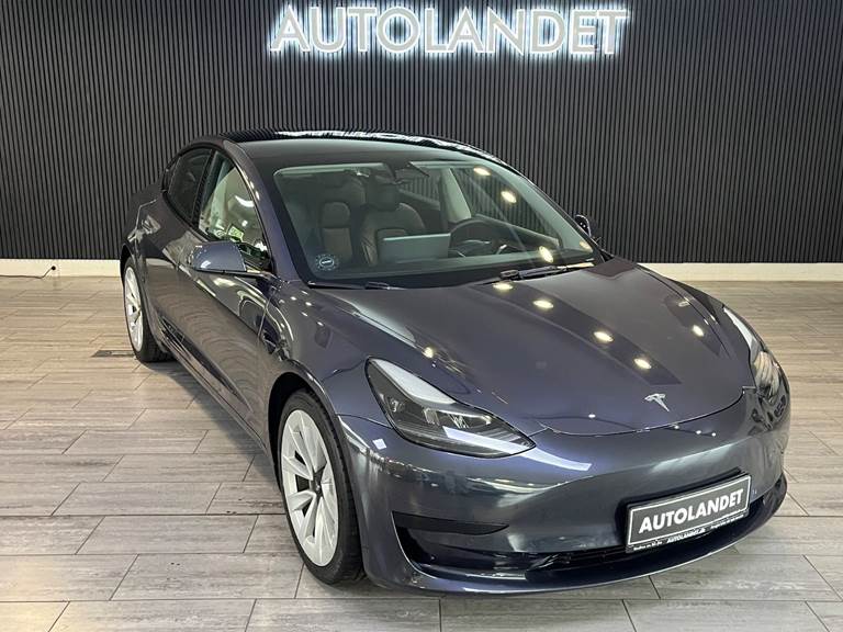 Tesla Model 3 Standard Range+ RWD