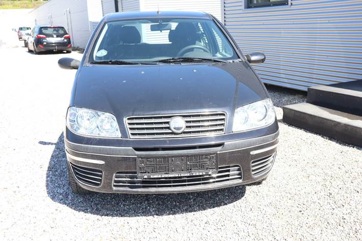 Sort Fiat Punto fra 2004