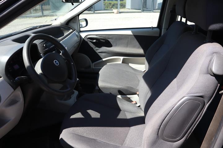 Sort Fiat Punto fra 2004