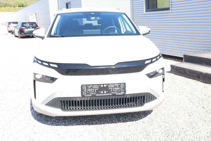 Hvid Skoda Enyaq fra 2026