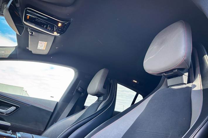 Grå Mercedes EQE350 fra 2024