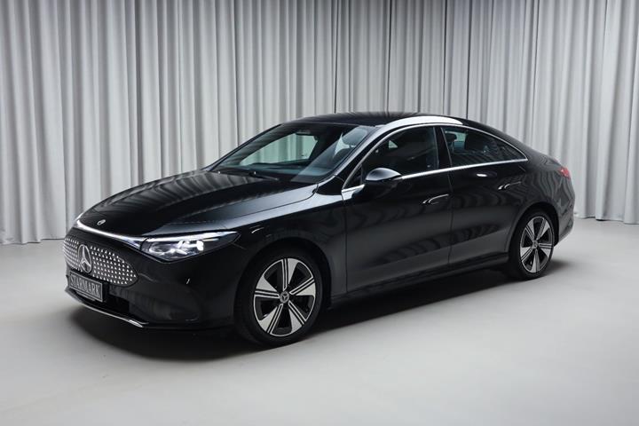 Sort Mercedes CLA250+ fra 2025