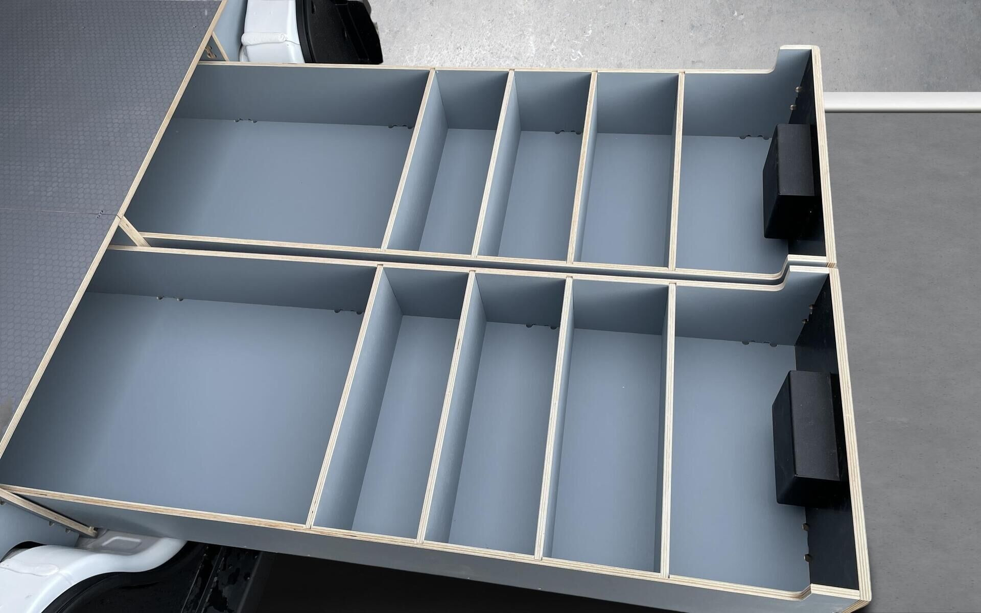 Hvid Kia PV5 Cargo fra 2026 set udefra