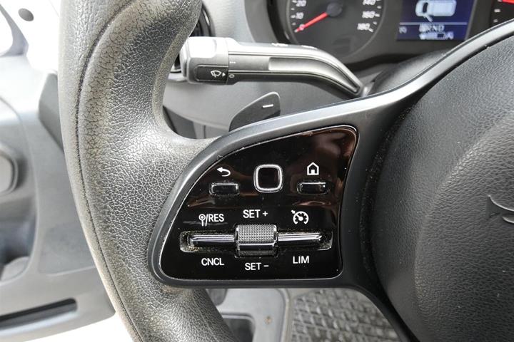 Hvid Mercedes Sprinter 316 fra 2019