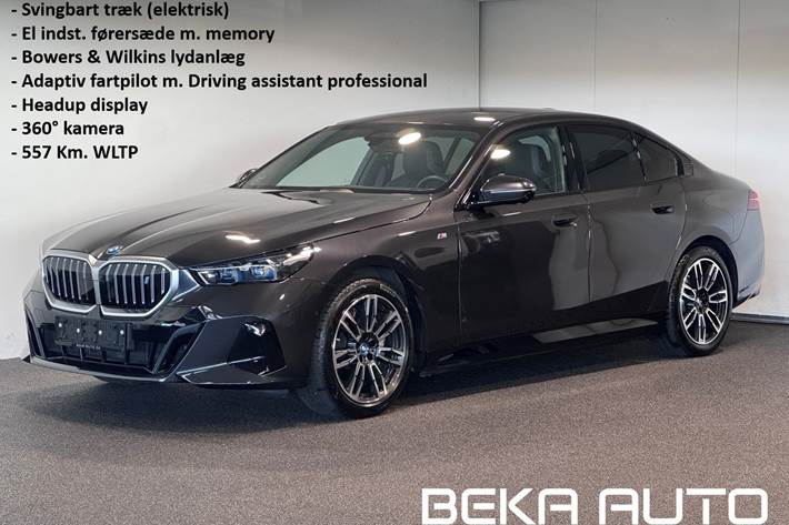 Grå BMW i5 fra 2024