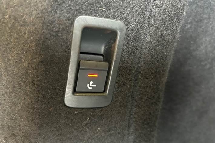 Grå Audi A4 fra 2019