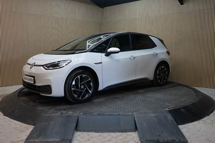 Hvid VW ID.3 fra 2023