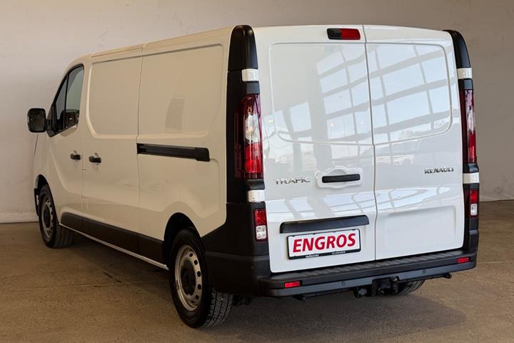 Hvid Renault Trafic fra 2022