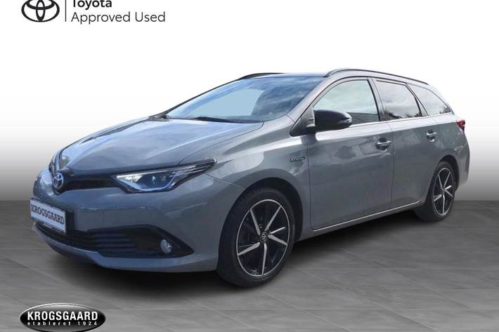 Grå Toyota Auris fra 2018