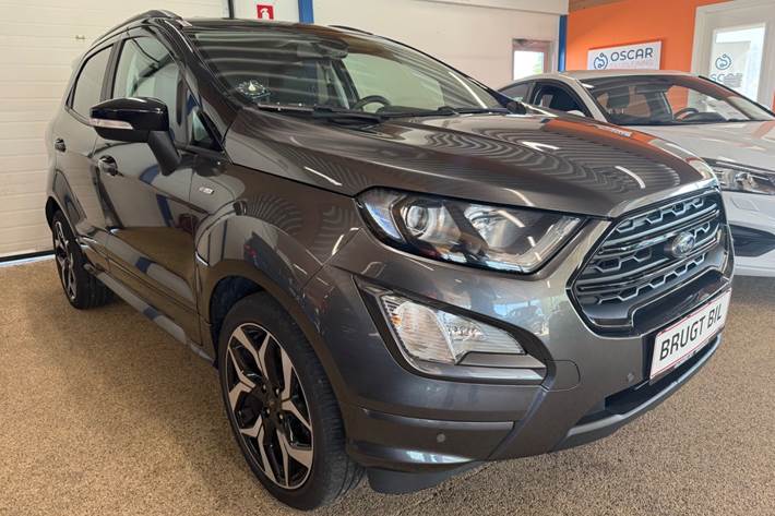 Grå Ford EcoSport fra 2019