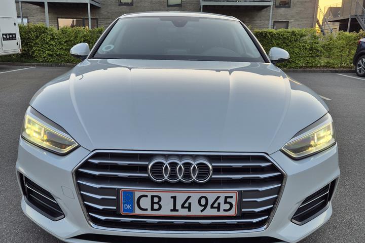 Hvid Audi A5 Sportback fra 2017