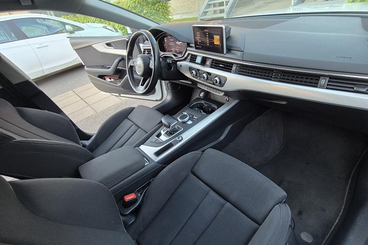 Hvid Audi A5 Sportback fra 2017