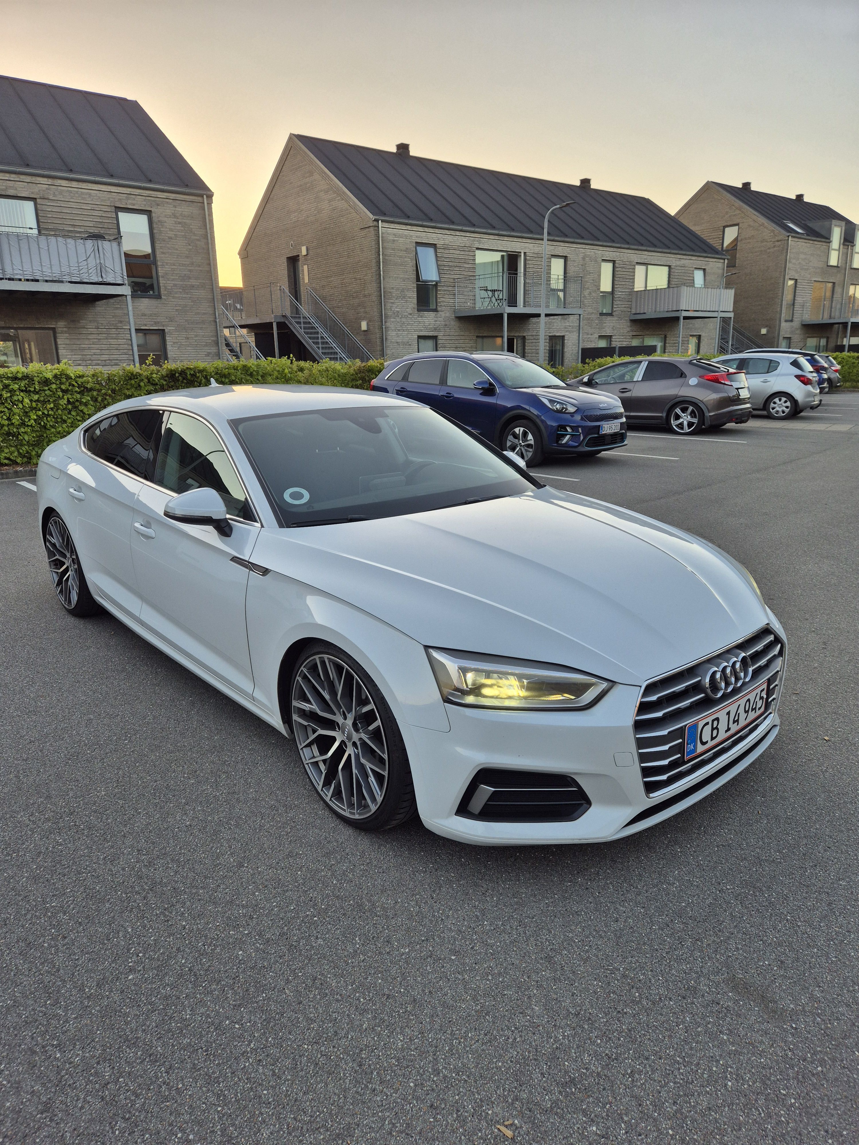 Hvid Audi A5 Sportback fra 2017