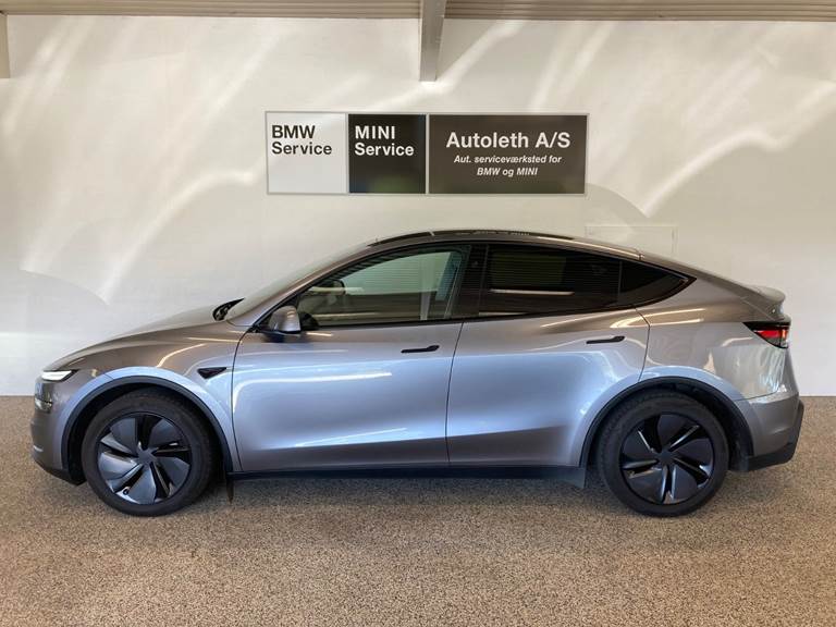 Tesla Model Y Premium Long Range AWD