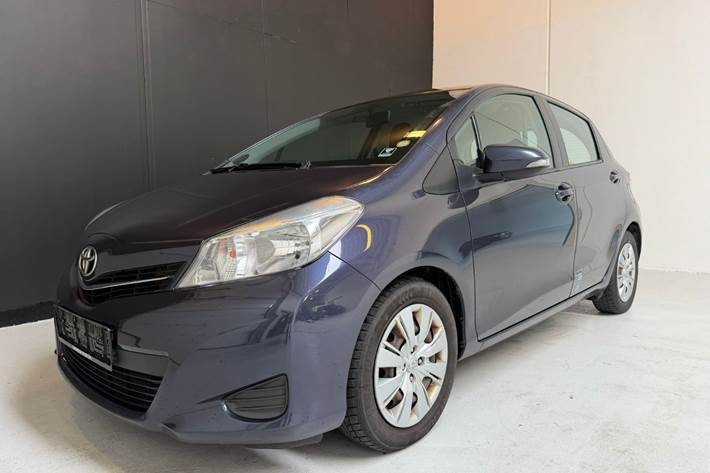 undefined Toyota Yaris fra 2011