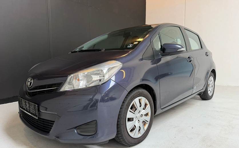 Toyota Yaris 1,4 D-4D T2 Van