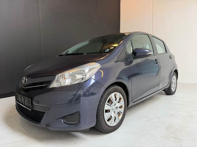 Toyota Yaris 1,4 D-4D T2 Van