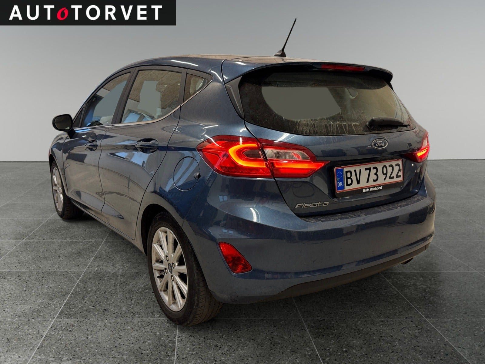 Blå Ford Fiesta fra 2019