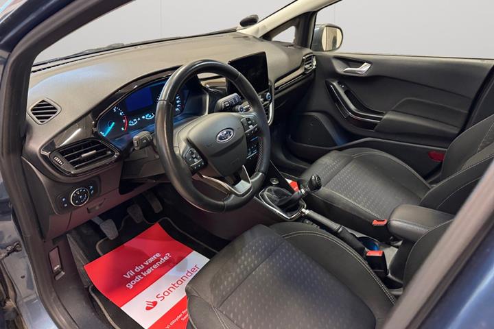 Blå Ford Fiesta fra 2019