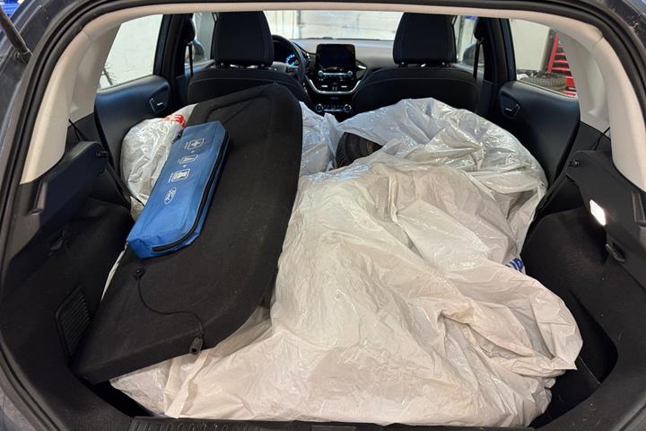 Blå Ford Fiesta fra 2019