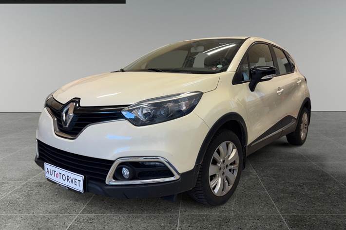 Beige Renault Captur fra 2014