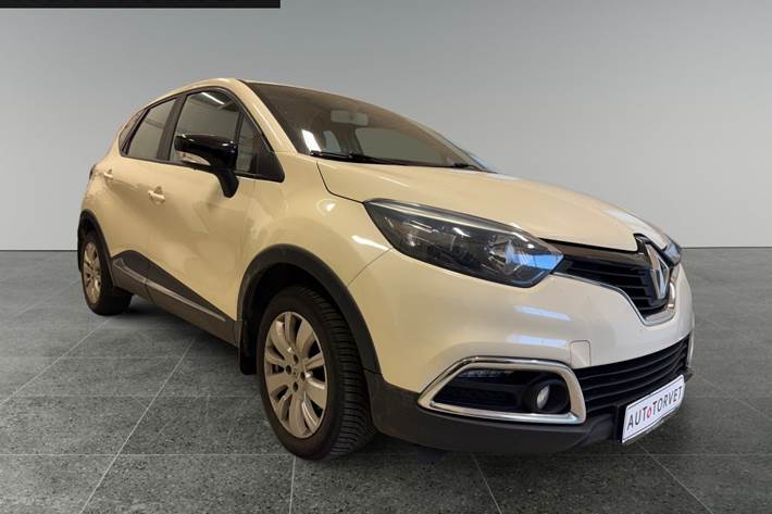 Beige Renault Captur fra 2014