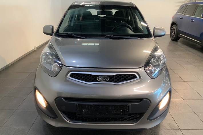 Grå Kia Picanto fra 2012