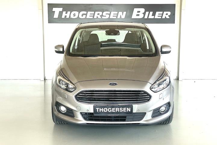 Orange Ford S-MAX fra 2018