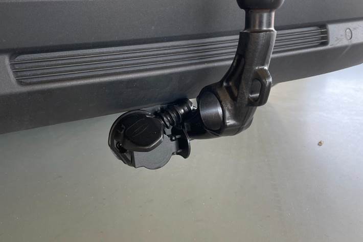 Orange Ford S-MAX fra 2018