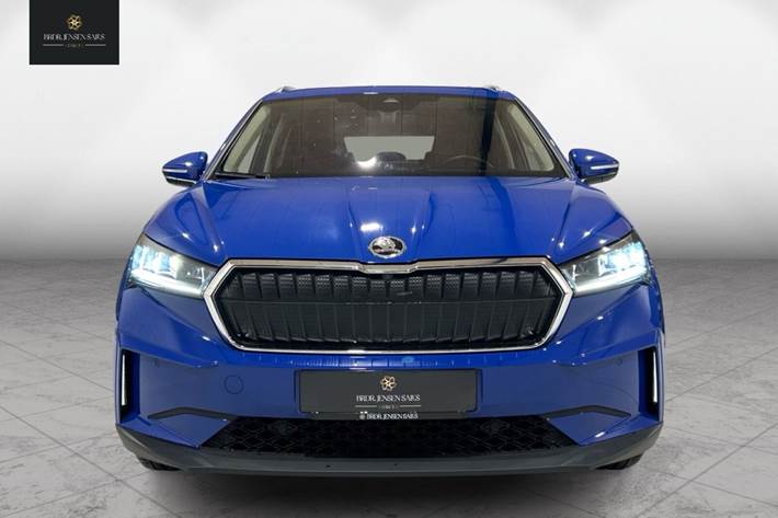 Blå Skoda Enyaq fra 2023