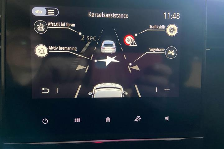 Blå Renault Clio fra 2020