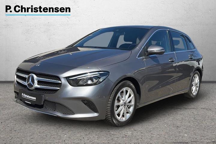 Grå Mercedes B200 fra 2020