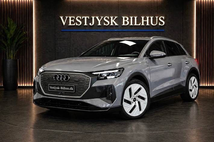 Gul Audi Q4 e-tron fra 2022 set udefra