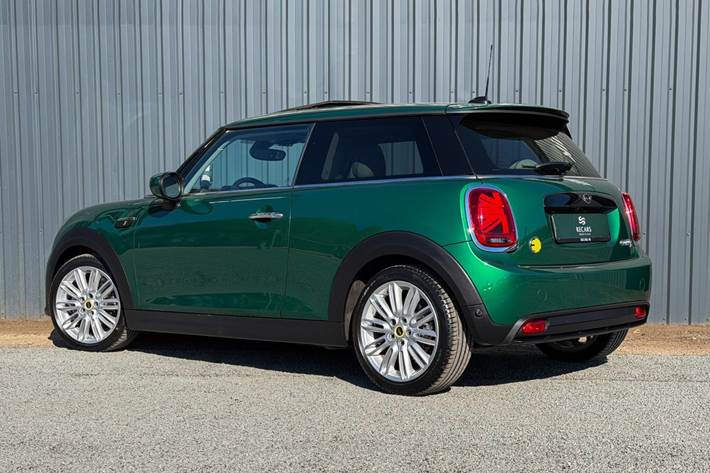 Grøn Mini Cooper SE fra 2023