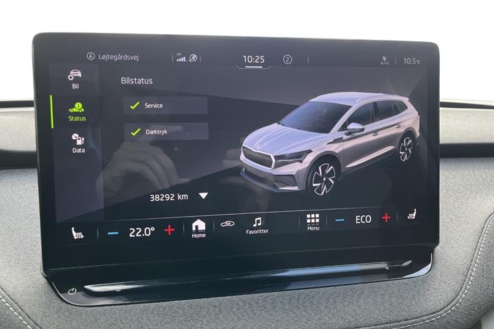 Hvid Skoda Enyaq fra 2021