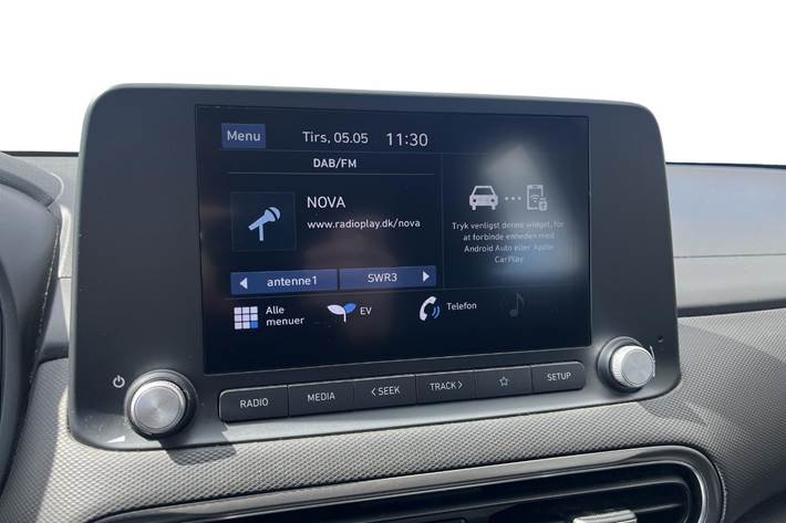 Grå Hyundai Kona fra 2021