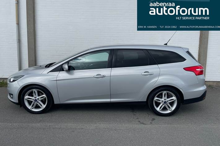 Sølv Ford Focus fra 2016