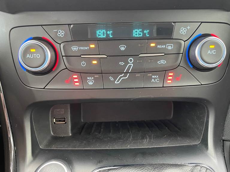 Ford Focus 1,5 SCTi 150 Titanium stc.