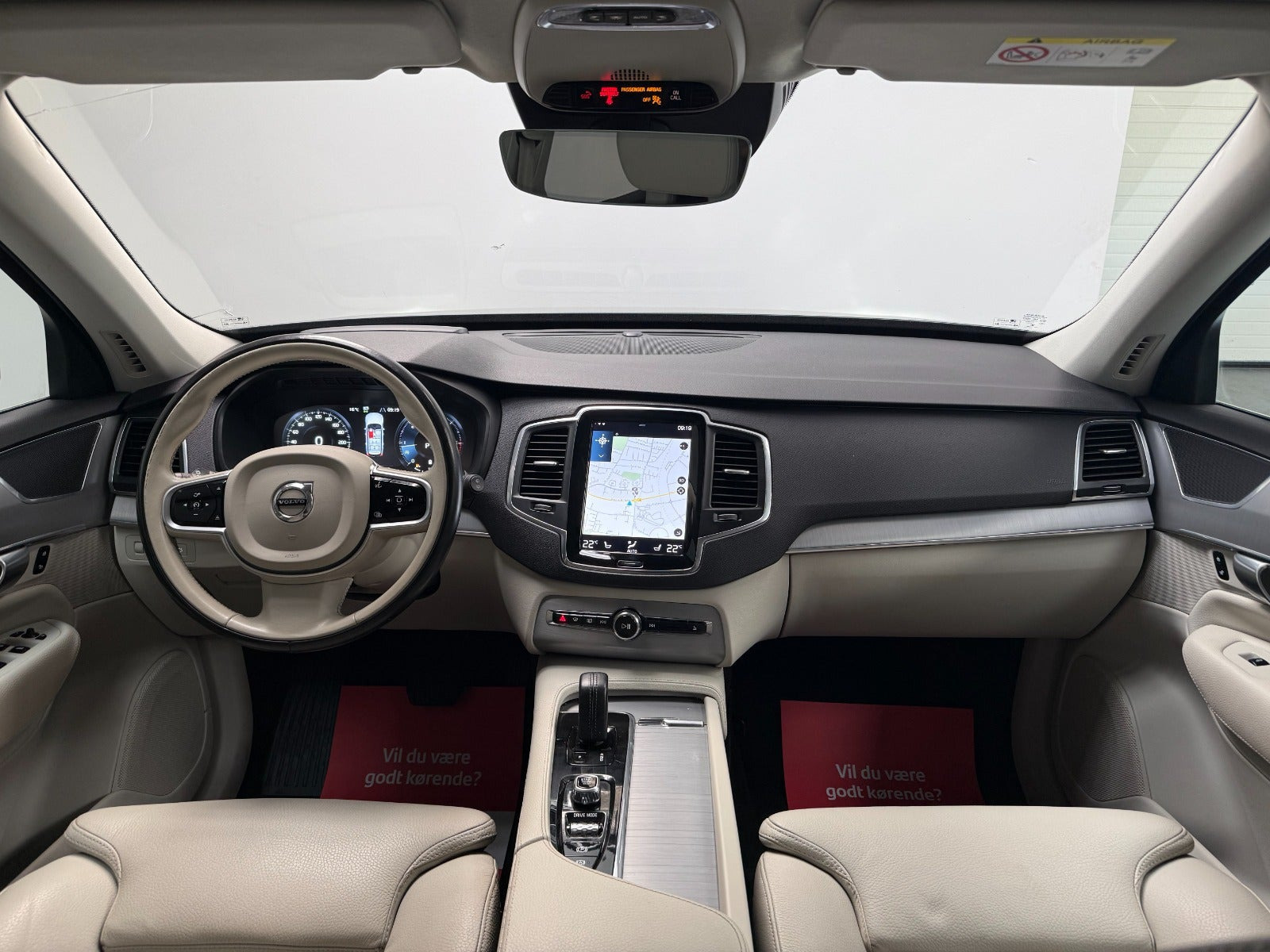 Blå Volvo XC90 fra 2020