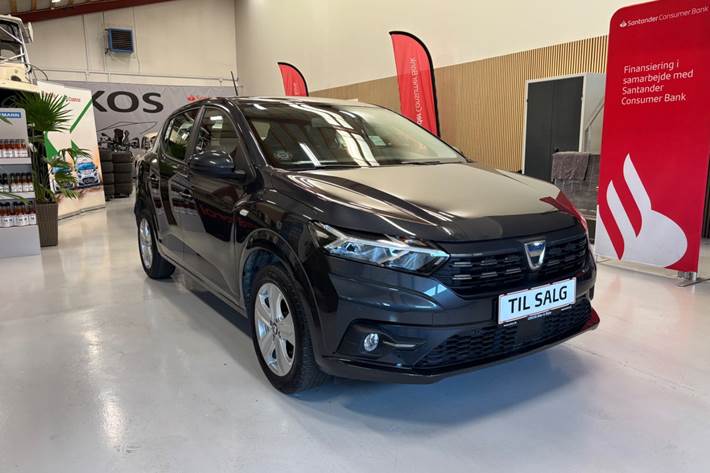 Grå Dacia Sandero fra 2022