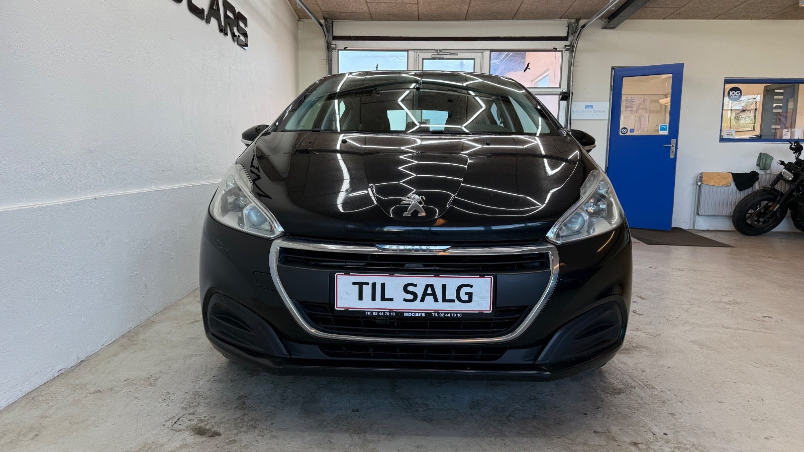 Sort Peugeot 208 fra 2015