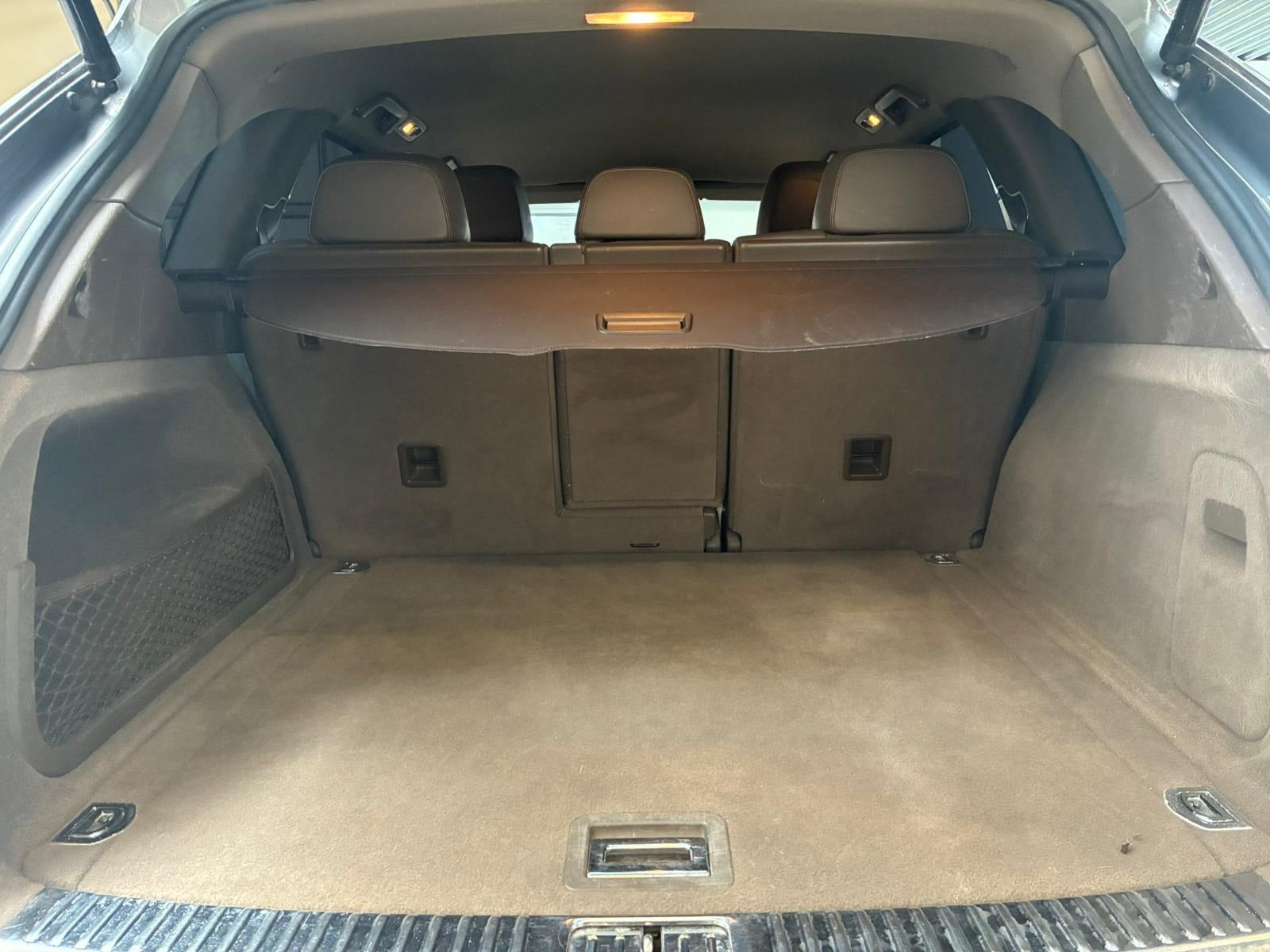 Grå Porsche Cayenne S fra 2013