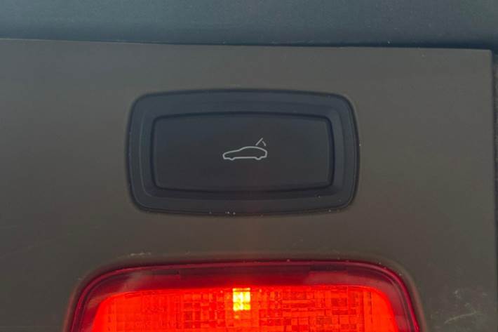 Grå Porsche Cayenne S fra 2013