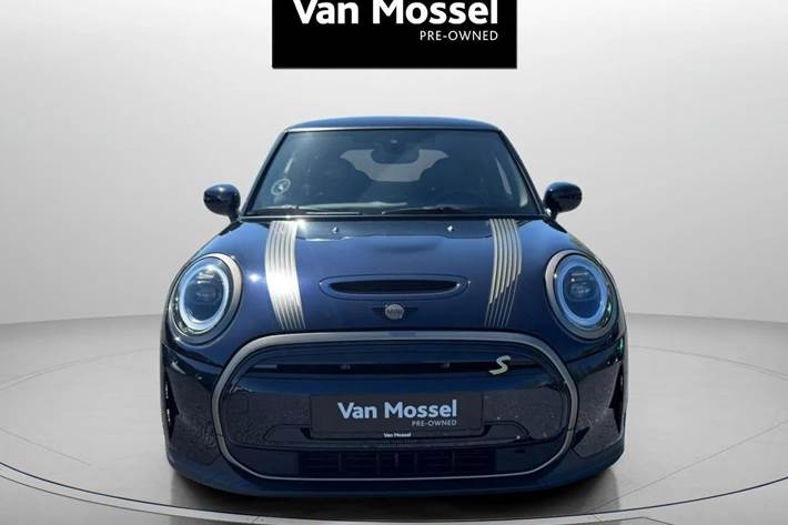 Sort Mini Cooper SE fra 2023