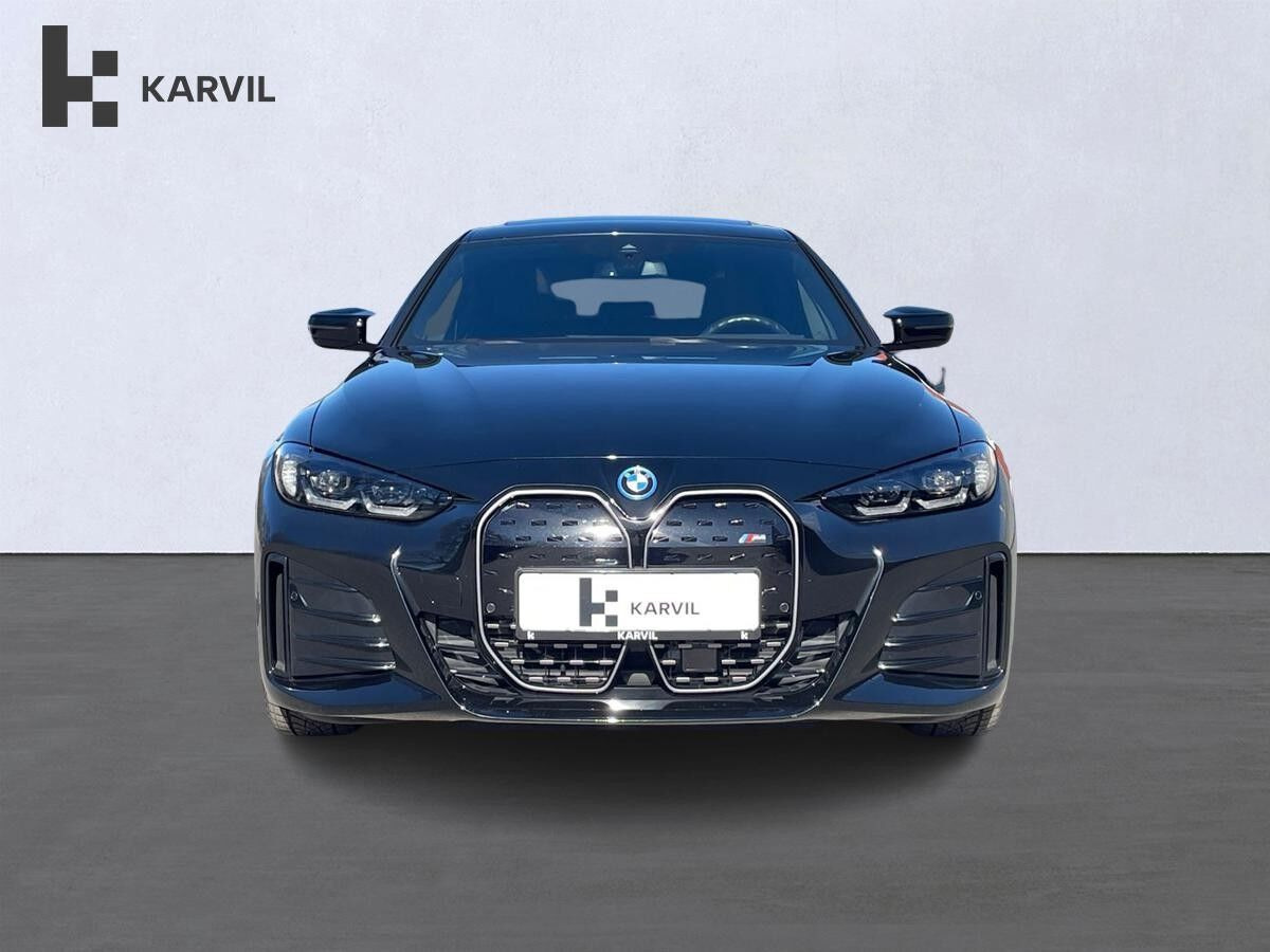 Sort BMW i4 fra 2024