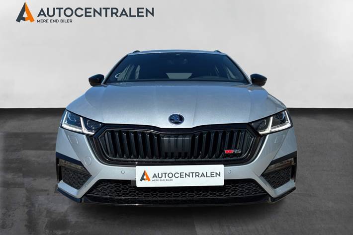 Sølv Skoda Octavia fra 2021