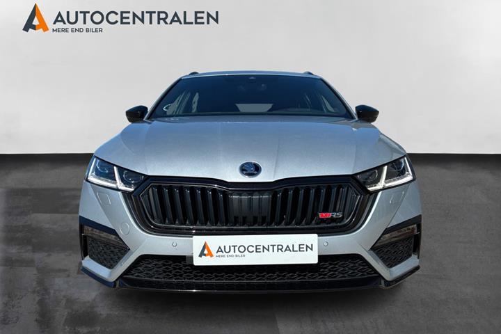 Sølv Skoda Octavia fra 2021