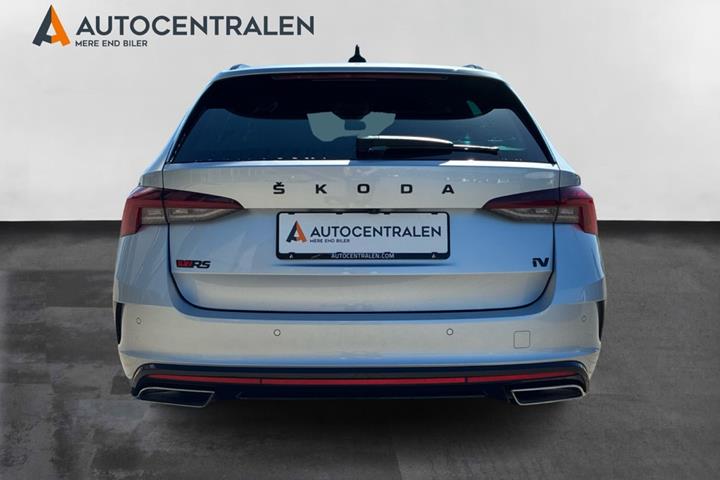 Sølv Skoda Octavia fra 2021