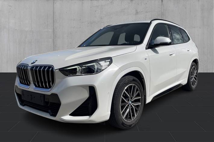 Hvid BMW X1 fra 2023